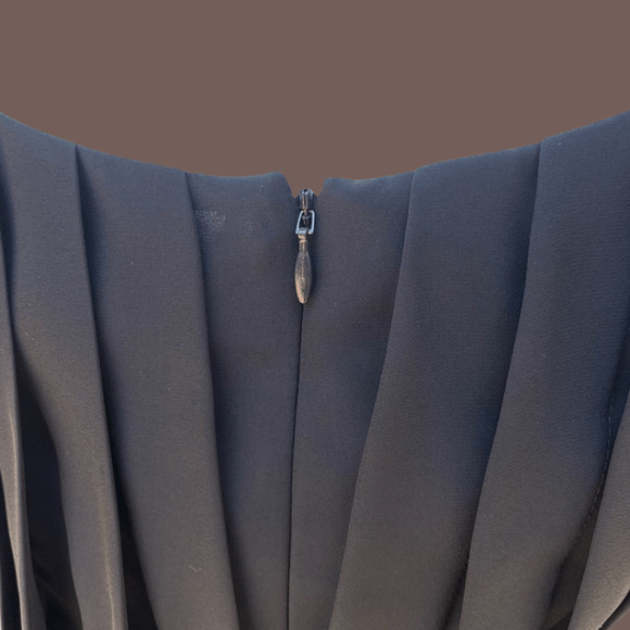 Ann Taylor LOFT Pleated Midi Dress | Black | Size 6 | Vintage - Picture 2 of 6